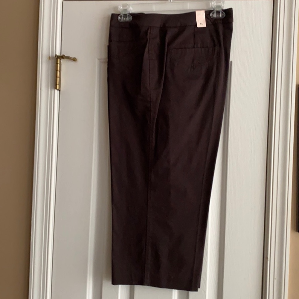 Dressbarn Brown Capri Pants